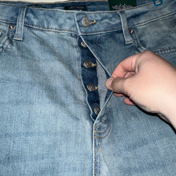 NWT Wild Fable Women’s straight ripped jeans size 14 - Picture 9 of 13